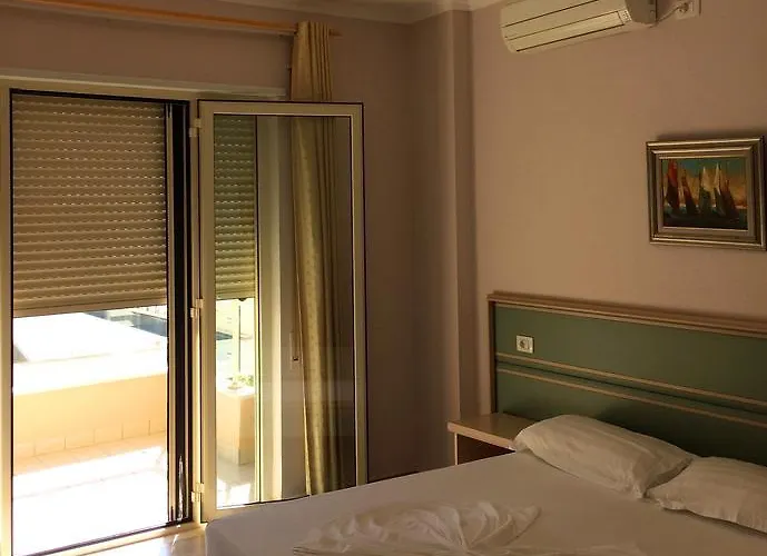 Lule 4* Durrës